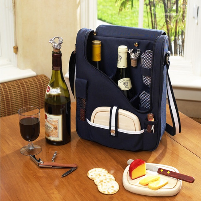18304910-R3L8T8D-650-Picnic-At-Ascot-Bold-Pinot-Wine-and-Cheese-Cooler-434BLB