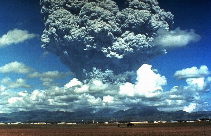 Извержение вулкана Пинатубо
