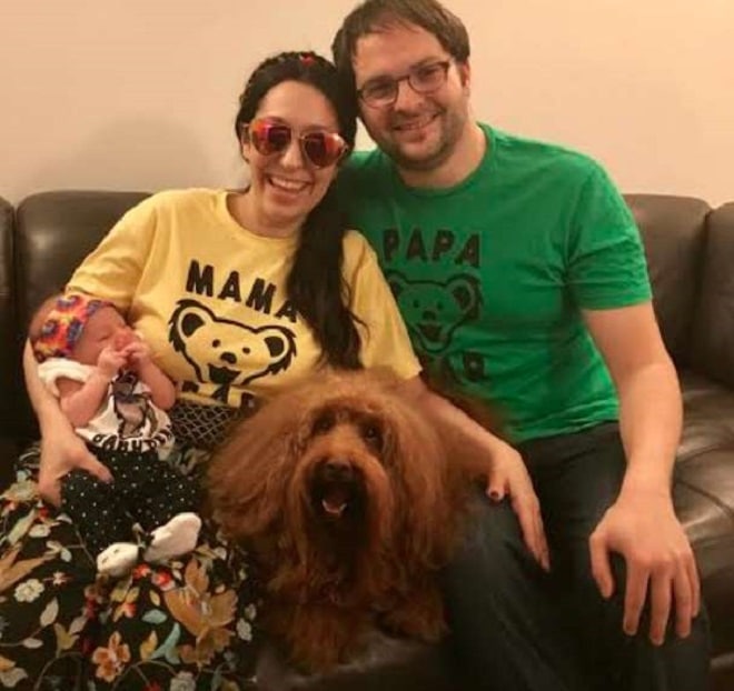 Семья с собакой